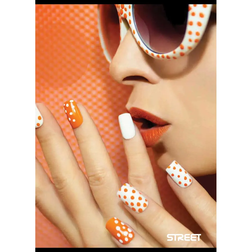 Zvezek Street Chic A4 mali karo